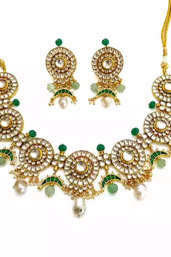 The emerald kundan necklace earring set