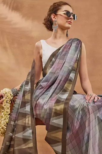 Brown checked  print silk blend regular saree