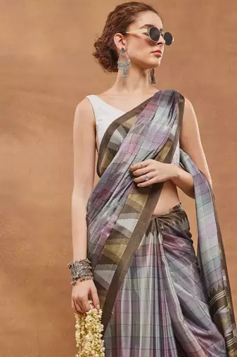 Brown checked  print silk blend regular saree