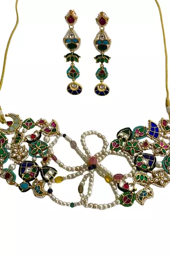 The multicolor kundan floral necklace & earring set