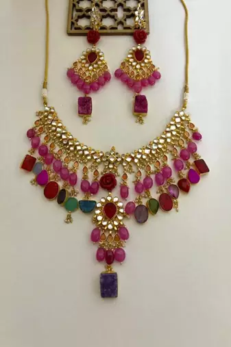 The floral ruby multi-gemstone necklace set