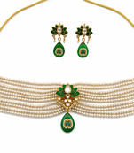 The emerald lotus kundan necklace & earring set