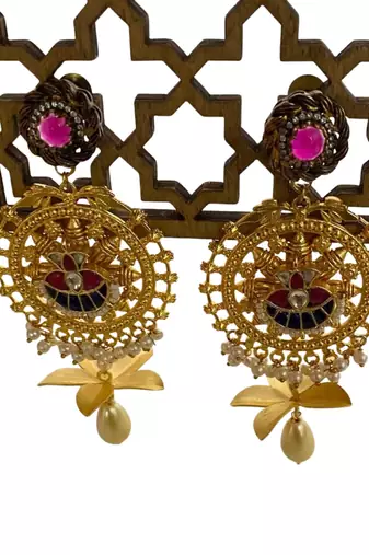 The gilded bloom kundan earrings