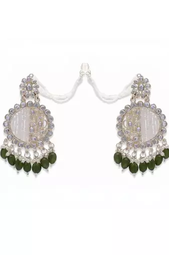   Traditional earrings for wo  and girls