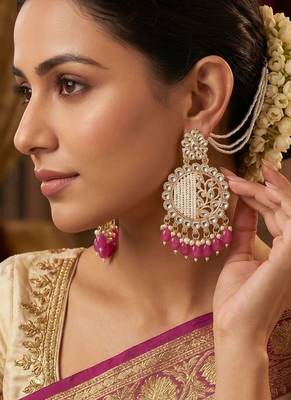   Fashionable Pearl Rani Colour Chandabali Earrings 3