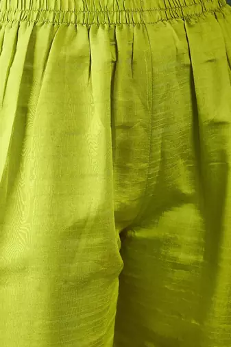 green floral embroidered v-neck kurta with trousers