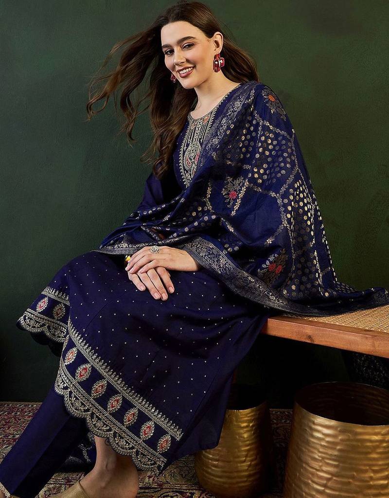 floral embroidered kurta with trouser & dupatta