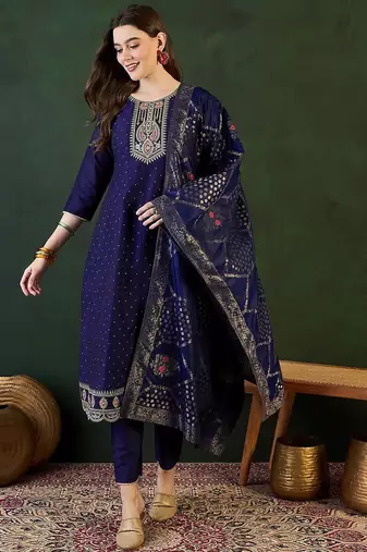 floral embroidered kurta with trouser & dupatta