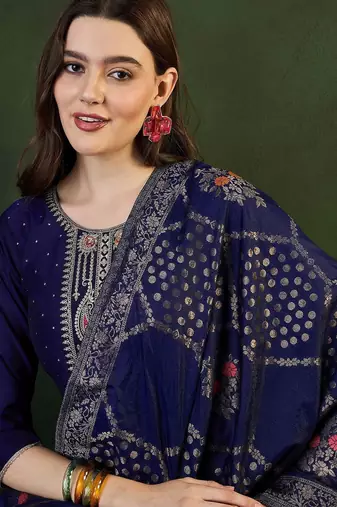 floral embroidered kurta with trouser & dupatta