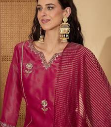women magenta sequence embroidered kurta set