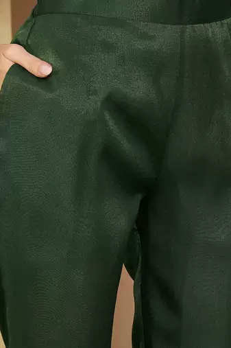 embroidered round neck kurta & trousers with dupatta