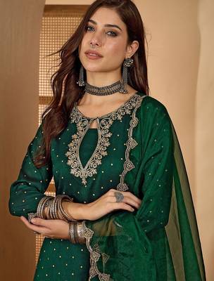 women ethnic motifs embroidered anarkali kurta with trouser & dupatta 2