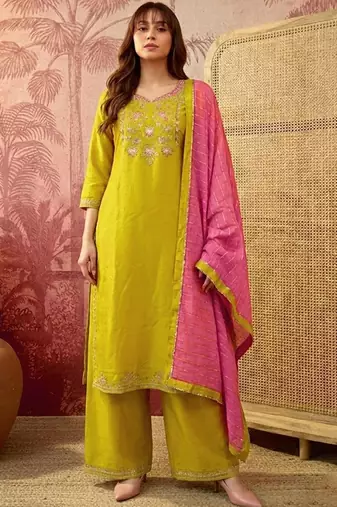 embroidered sweetheart neck kurta & palazzos with dupatta