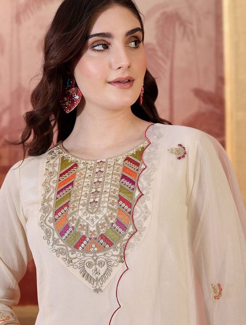 embroidered round neck kurta & trousers kurta sets
