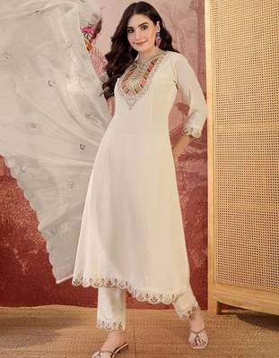 embroidered round neck kurta & trousers kurta sets 5