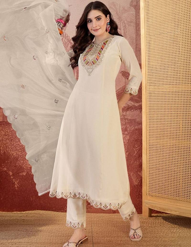 embroidered round neck kurta & trousers kurta sets