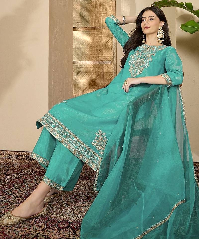 zari thread embroidered round neck straight kurta & trousers with dupatta