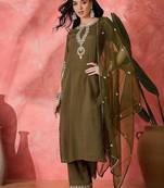 women ethnic motifs yoke design regular sequinned kurta set