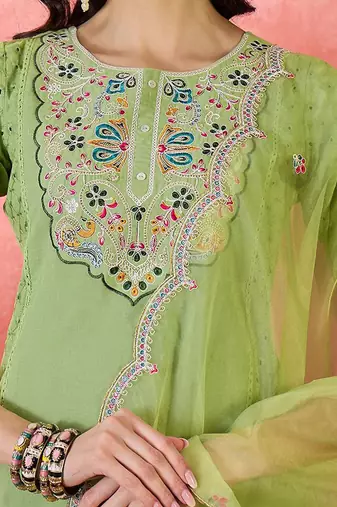 women ethnic embroidered straight kurta & trousers with dupatta