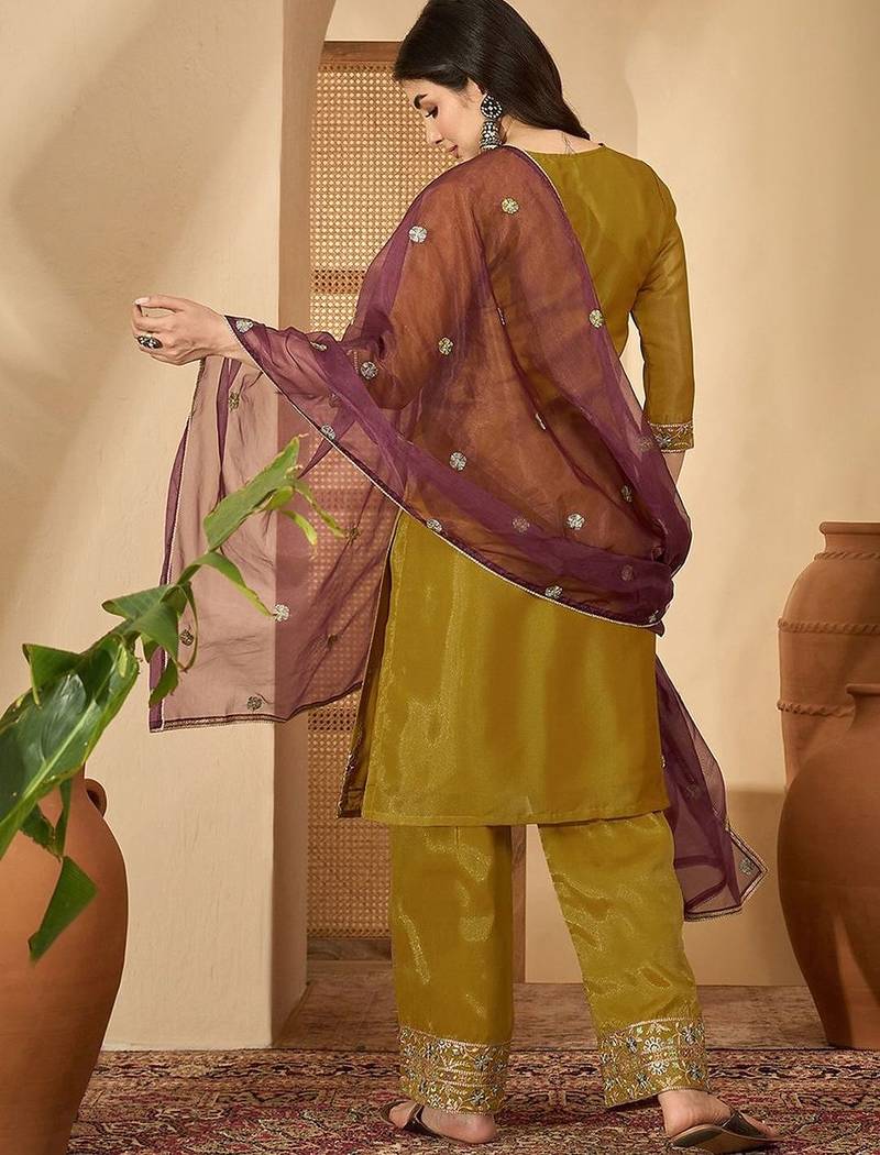 embroidered v-neck kurta & trousers with dupatta