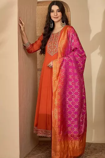 embroidered round neck straight kurta & trousers with dupatta