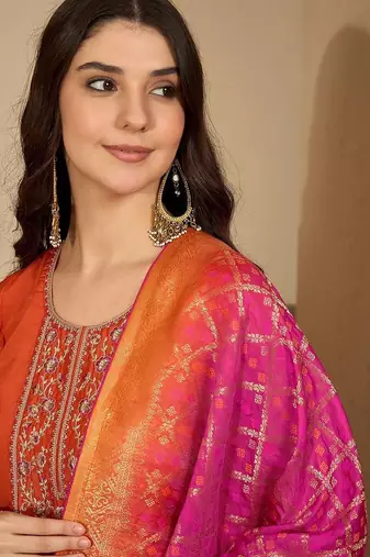 embroidered round neck straight kurta & trousers with dupatta
