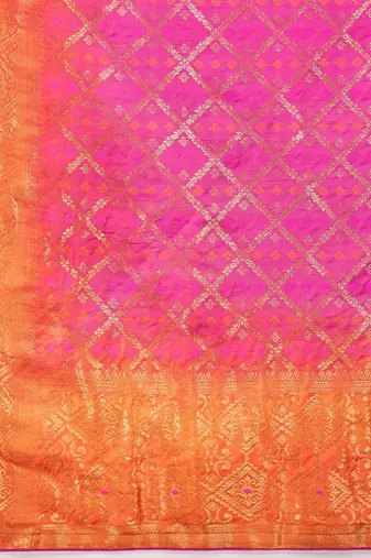 embroidered round neck straight kurta & trousers with dupatta