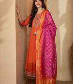 embroidered round neck kurta & trousers with dupatta