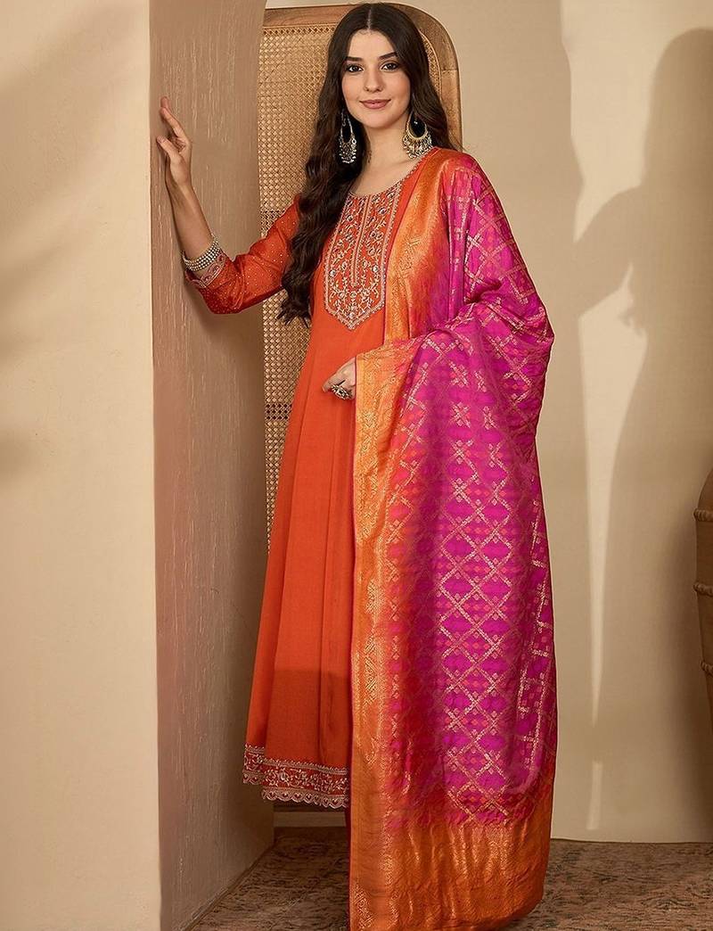 embroidered round neck kurta & trousers with dupatta