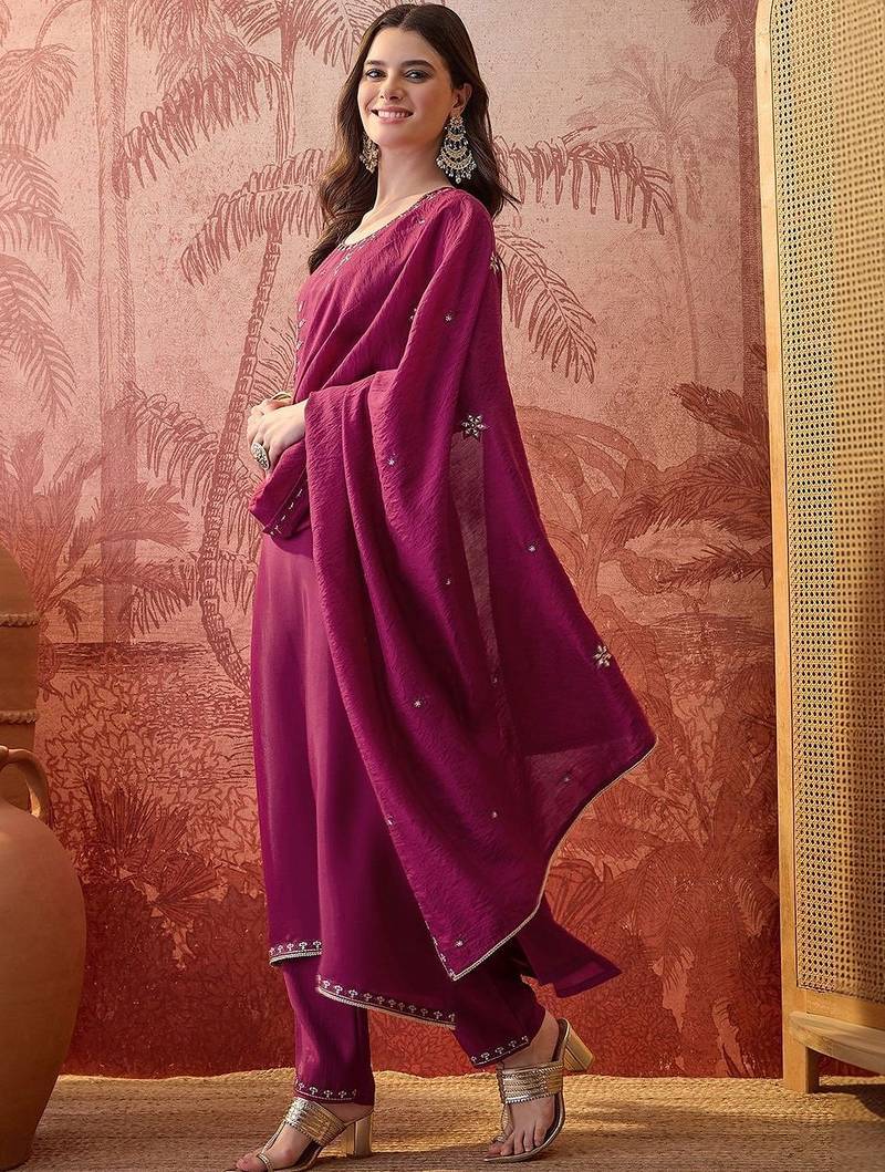 embroidered round neck straight kurta & trousers with dupatta