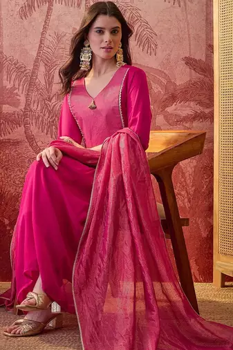 woven design v-neck kurta & trousers kurta set