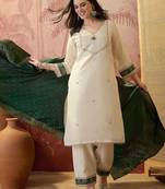 embroidered v-neck kurta trousers & dupatta