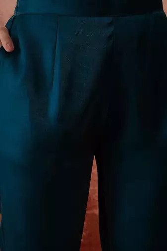 embroidered kurta & trousers with dupatta