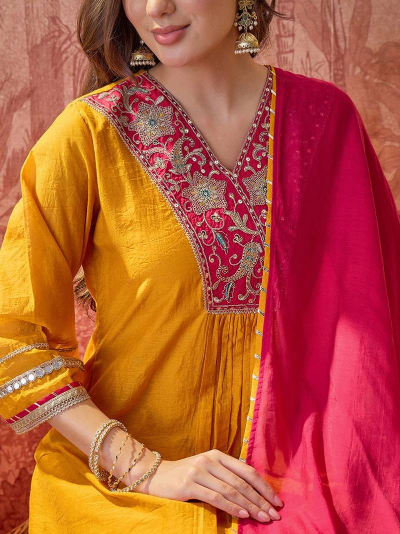 embroidered kurta set