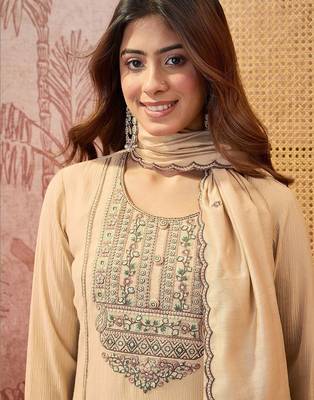 women ethnic motifs embroidered regular thread work kurta with trousers & with dupatta 2