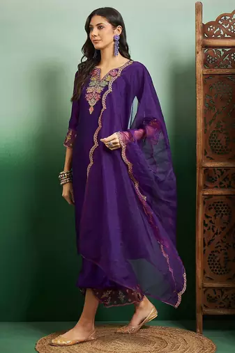 embroidered notch neck kurta with palazzo & dupatta
