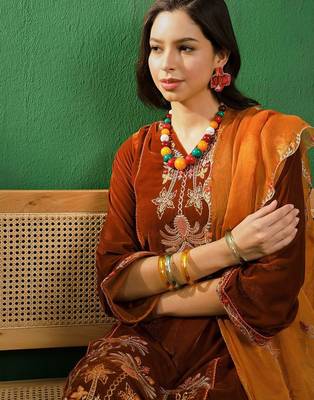 women embroidered kurta & palazzo with dupatta 2