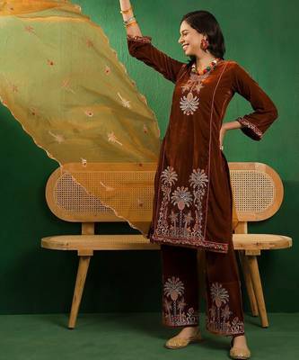 women embroidered kurta & palazzo with dupatta 5
