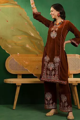 women embroidered kurta & palazzo with dupatta