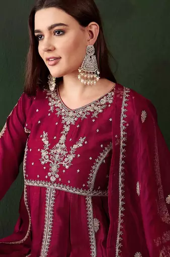 women embroidered a-line kurta trousers & dupatta