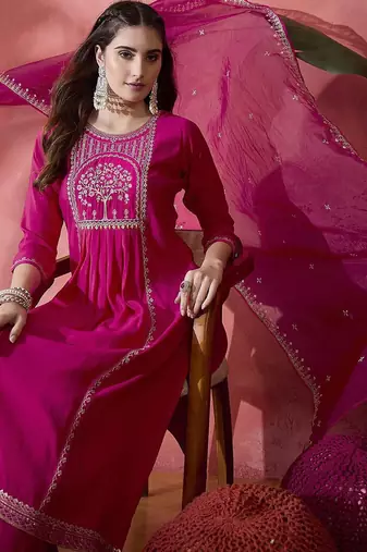 magenta floral embroidered round neck sequinned straight kurta & trouser & dupatta