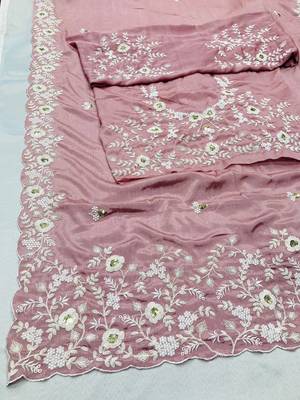 Onion Pink clr Cutwork Saree With Heavy Work Blosue Peice 6
