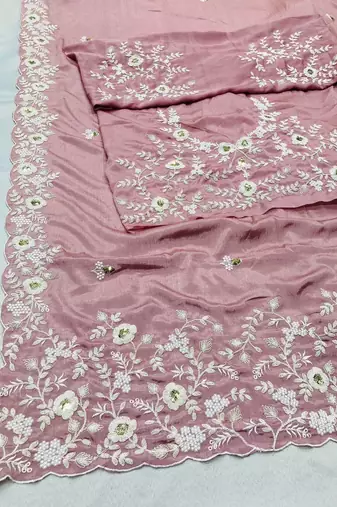 Onion Pink clr Cutwork Saree With Heavy Work Blosue Peice