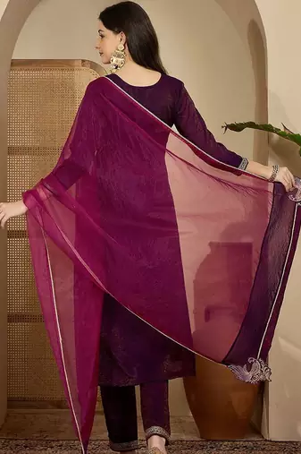 ethnic motifs yoke design sequinned straight kurta with trouser & dupatta