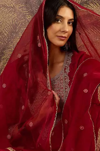 embroidered round neck kurta & palazzos with dupatta