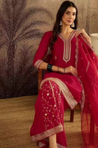 ethnic motifs embroidered sequinned straight kurta with sharara & dupatta
