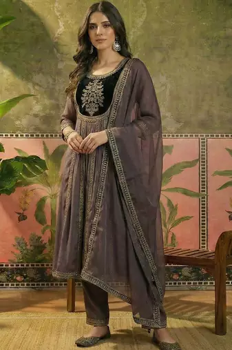 embroidered poly chiffon round neck kurta sets