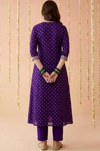 zari sequence embroidered v-neck kurta & trousers