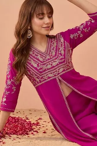 embroidered v-neck kurta & trousers