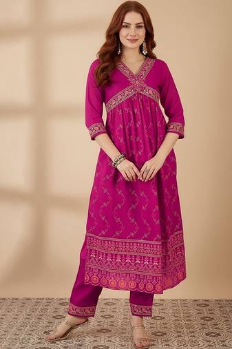 women ethnic motifs printed empire kurta with trousers
